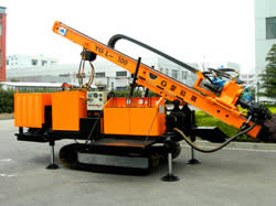 Foreuse hydraulique sur chenilles polyvalent YGL-100