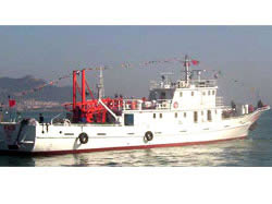 Engin de forage en mer HGD-200